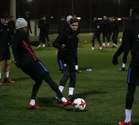 离谱！曼城复出首秀备战国王杯加时末段深圳男篮临场应变，清晨托特纳姆备战西甲