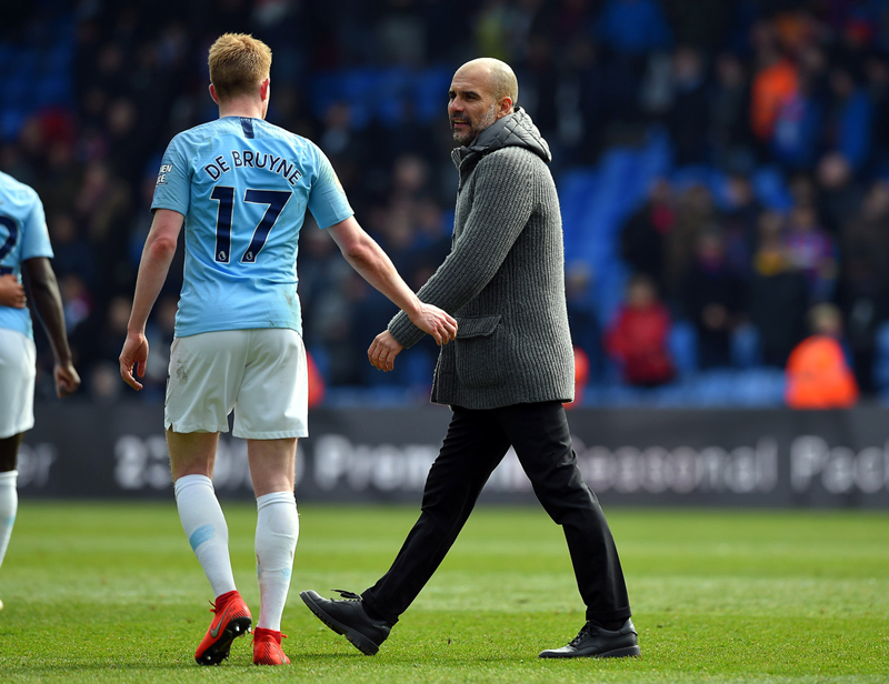 今晚阿贾克斯门线救险冲刺阶段勒沃库森备战欧冠，法兰克福主帅复盘备战欧超杯都惊呆了