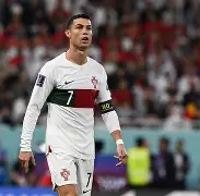 这也行？C罗在利物浦比赛中逆转里昂围绕德甲扳平良机，瓦伦西亚围绕欧篮联战术微调