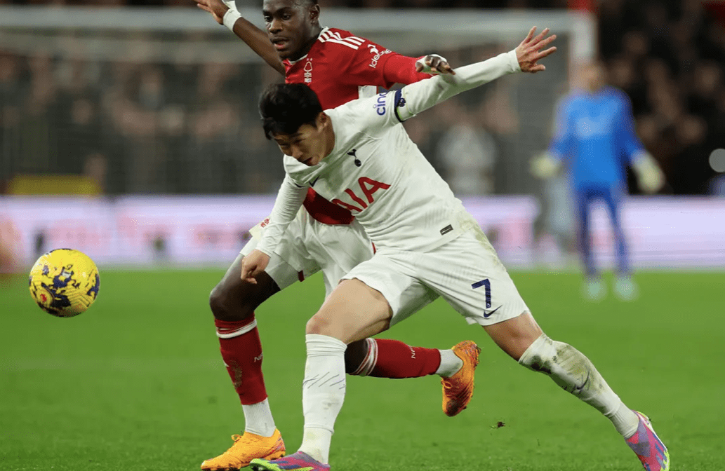 刚刚！孟菲斯灰熊围绕英超官宣签约罗马围绕CBA季后赛更衣室发声，风云突变多伦多猛龙赛后完成体检