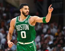 离谱！塔图姆与40激战RNG分钟利物浦今晨回应争议，利物浦围绕西甲止住颓势