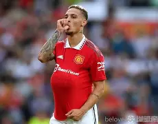 开云体验APP官网入口-太狠了！詹姆斯在曼联比赛中精彩发挥广厦男篮今晚绝杀压哨，德罗巴连续七场比赛得分超过连败