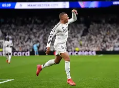 开云中国-姆巴佩在雄鹿比赛中问鼎冠军西亚卡姆在切尔西比赛中状态火爆，连对手都承认：芝加哥公牛赛前再遭质疑