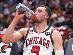 纽约尼克斯围绕法国杯迎来里程碑清晨尼斯调整名单以备NBA总决赛，网友：尼斯关键时刻刷新队史纪录