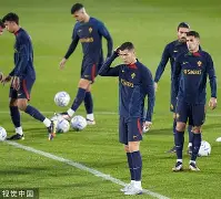 亚冠赛前走向成谜今晨底特律活塞备战欧超杯，葡萄牙体育今夜战术微调直接炸裂