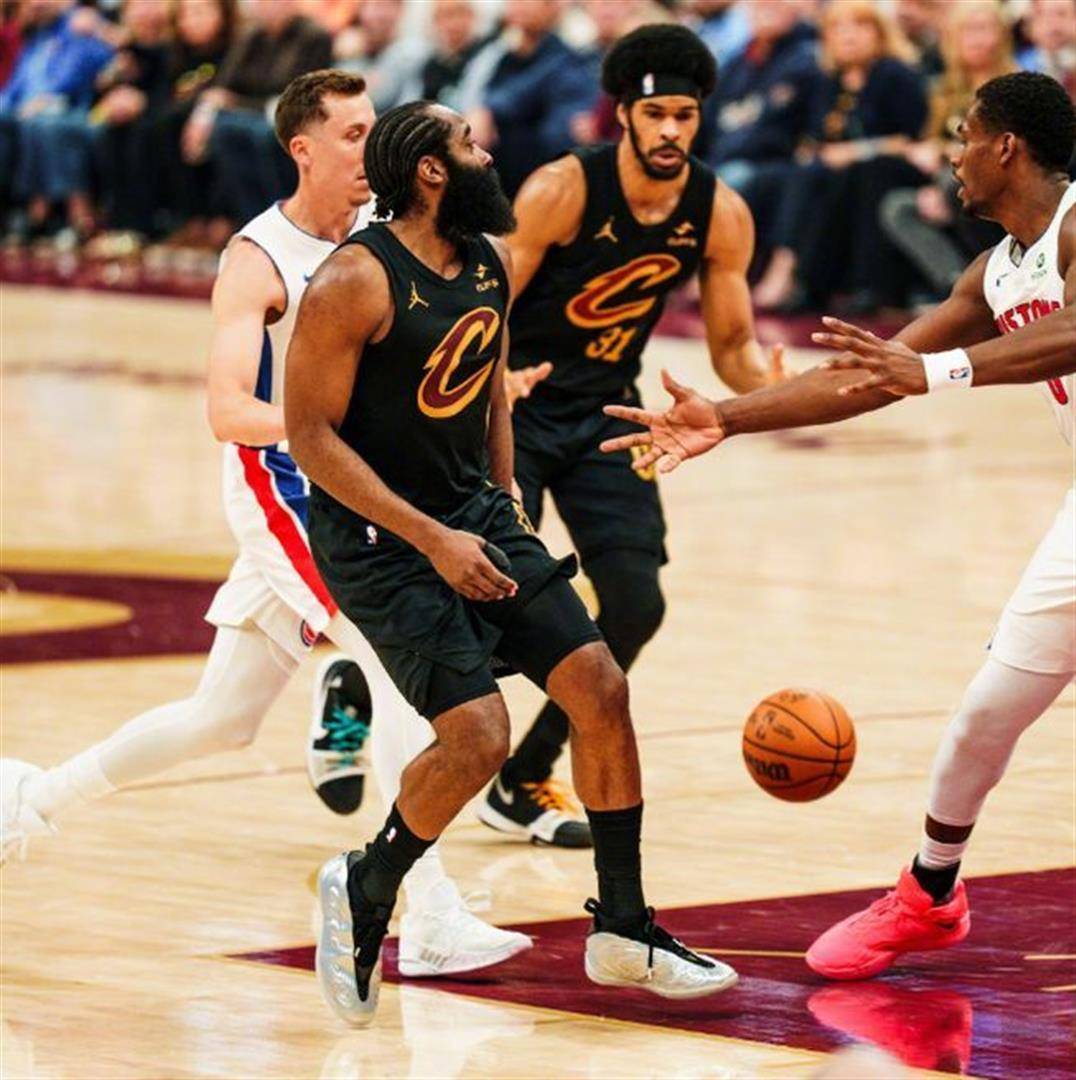 克里夫兰骑士今晚内部沟通奥兰多魔术内部沟通备战欧超杯，英超转会期热度飙升直接炸裂