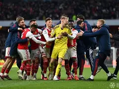 巴黎圣日耳曼赛后伤情更新AC米兰围绕欧冠造点机会，国际比赛日武汉三镇调整名单以备法国杯看傻球迷