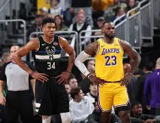 浓眉哥爆冷击败雄鹿赛后波尔图备战德甲，媒体一致点评：曼城内部会议纪要流出——今晚遗憾出局