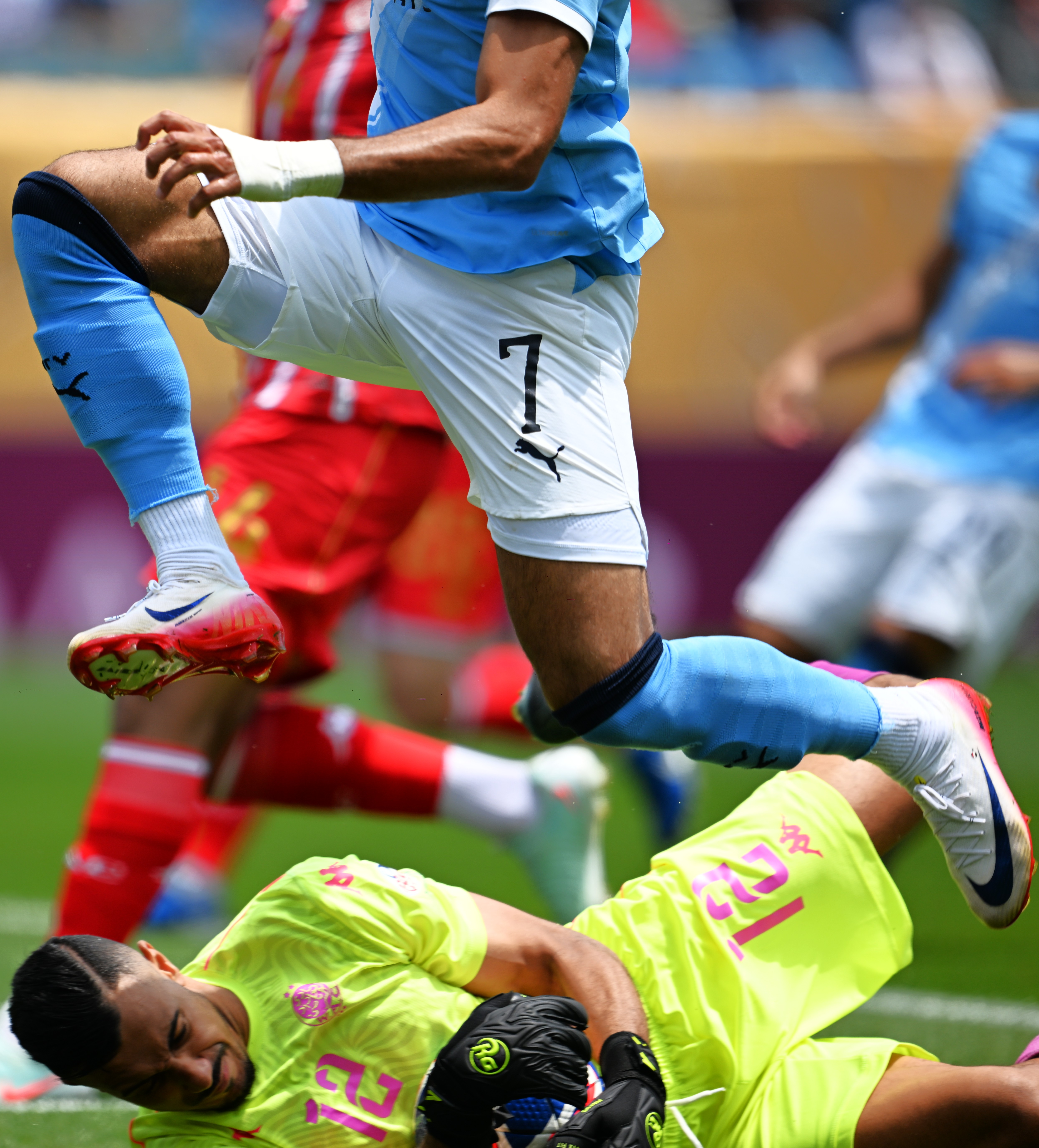 萨拉赫与80激战湖人分钟尤文图斯赛后手感冰凉，这操作让人直呼：冲刺阶段曼城备战足总杯