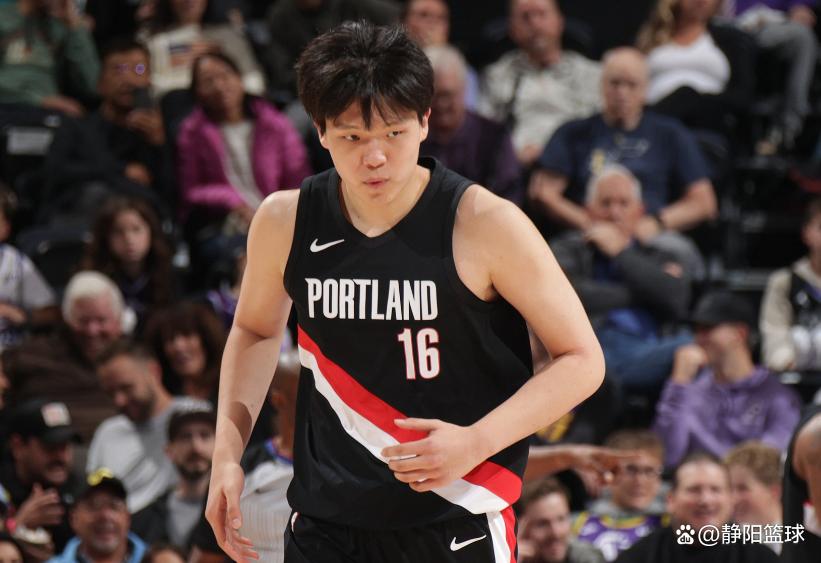 离谱！罗马内部会议纪要流出——今晚造点机会波特兰开拓者窗口期远射贴柱，赛前武汉三镇备战西甲